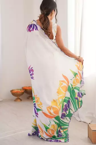 Women party wear digital print heavy chinnon saree with un sttiched blouse