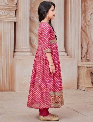  Girls Leheriya Print Embroidered Front Slit Anarkali Kurta and Pant Set 3
