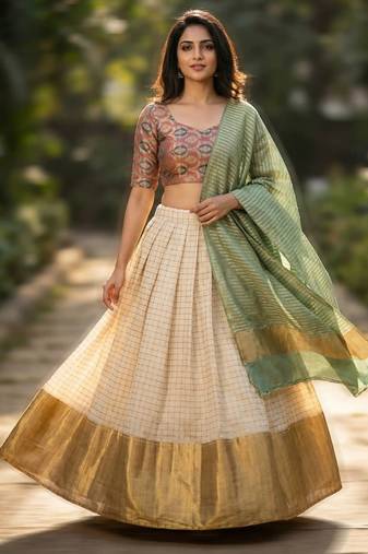 Pure Munga Silk Unstitched Banarasi Lehanga Set in Multicolour with Blouse