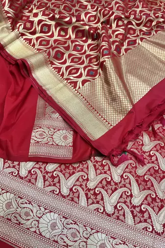 Pure Silk Unstitched Banarasi Lehanga Set in Red Colour with Blouse
