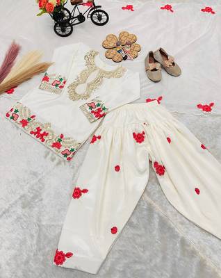 Designer party wear heavy natural crep kids patiala set 4