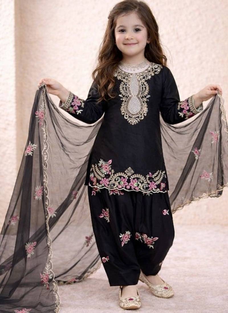 Designer party wear heavy natural crep kids patiala set