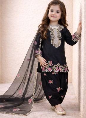 Designer party wear heavy natural crep kids patiala set 2