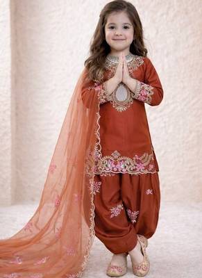 Designer party wear heavy natural crep kids patiala set 2