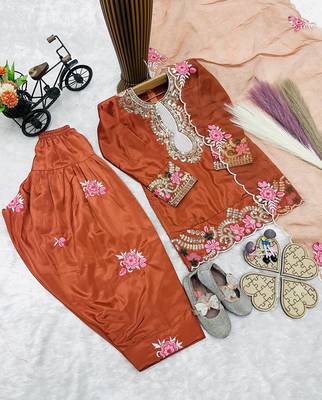 Designer party wear heavy natural crep kids patiala set 4