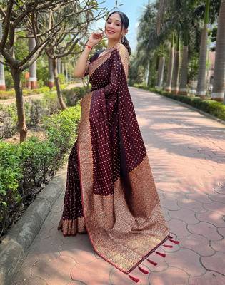 Maroon woven self design banarasi katan silk blend banarasi saree with blouse 3