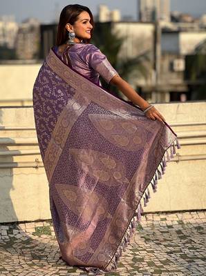 Lavender woven self design antique silk blend banarasi saree with blouse 4