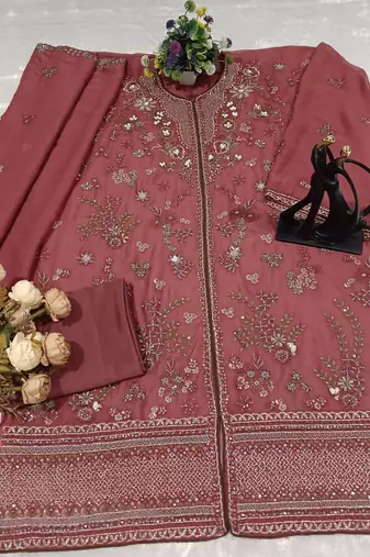 Pink chiffon suit with embroidery 