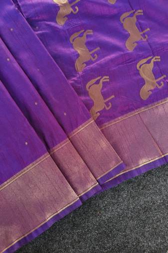 Purple silk blend zari banarasi weaving saree with blouse