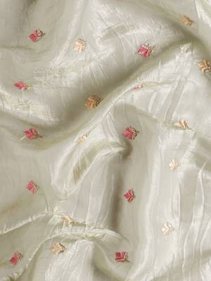 Green gold crush embroidery work with lace border saree 4