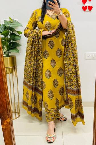 WOMEN PURE COTTON HANDBLOCK PRINT STARIGHT KURTA WITH PANT AND DUPATTA 