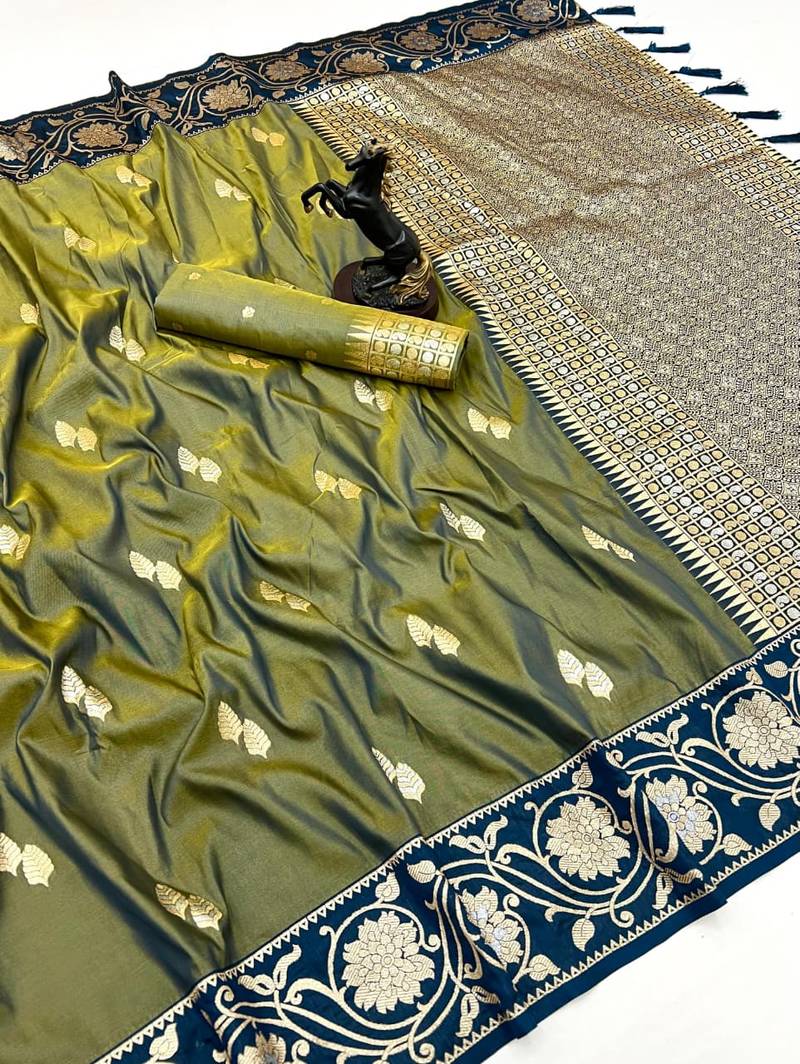 Green premium soft silk saree with zari weaving & floral border