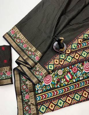 Black spice silk saree with zari border, check design & floral pallu 2