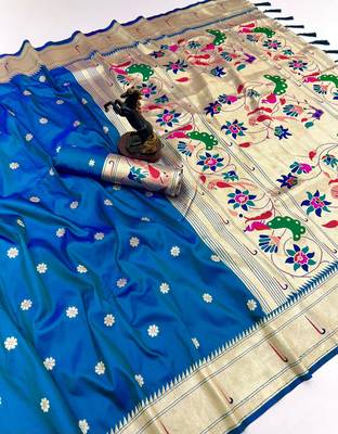 Rama green soft silk paithani saree with flora zari weaving & muniya border 1
