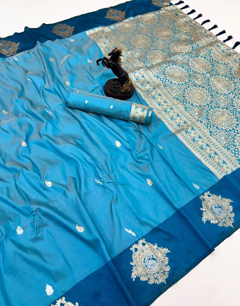 Rama green soft silk saree with zari weaving & floral motifs