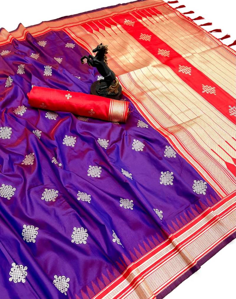 Purple soft silk saree with kolam zari motifs & designer pallu