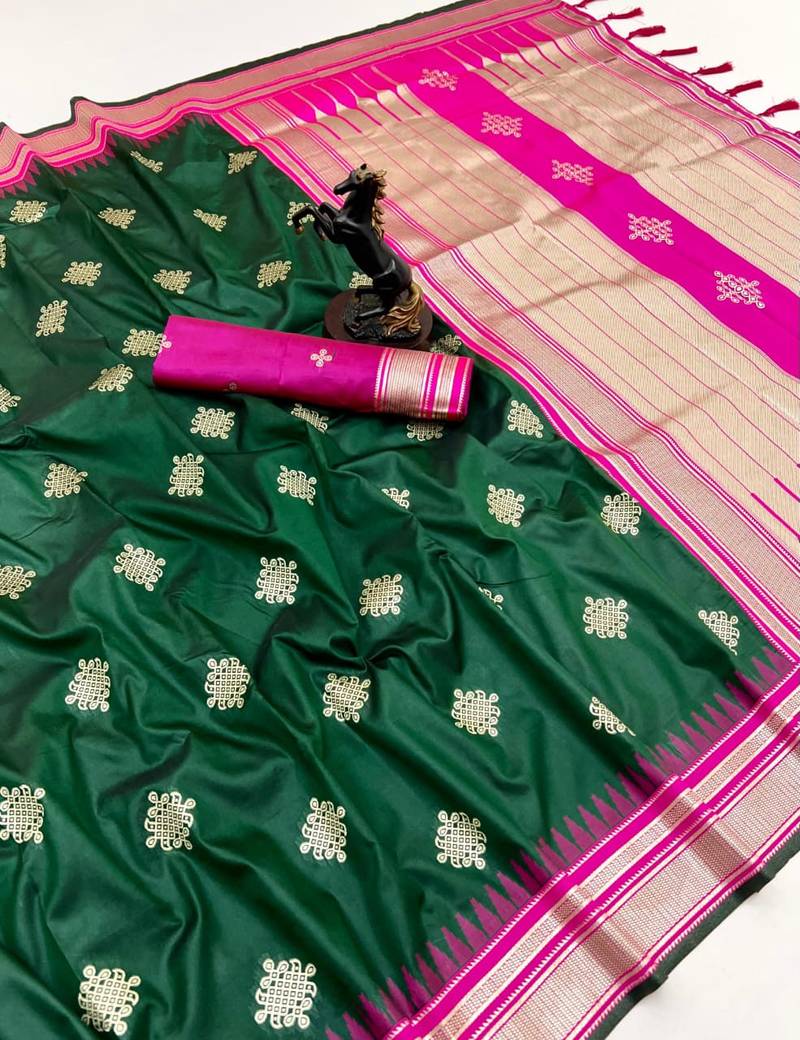 Green soft silk saree with kolam zari motifs & designer pallu