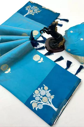 Rama green soft silk saree with zari weaving & floral motifs