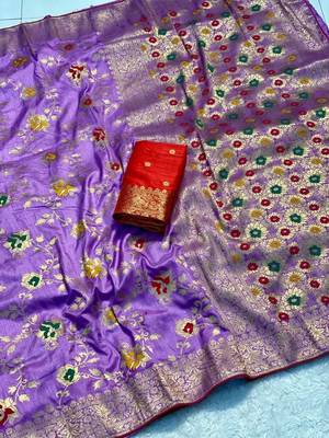 Light purple khadi georgette silk saree with floral weaving & multi zari pallu 1