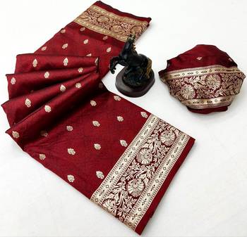 Red banarasi silk saree with self weaving design & rich zari pallu 2