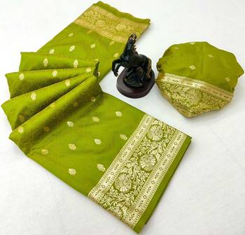 Parrot green banarasi silk saree with self weaving design & rich zari pallu 2