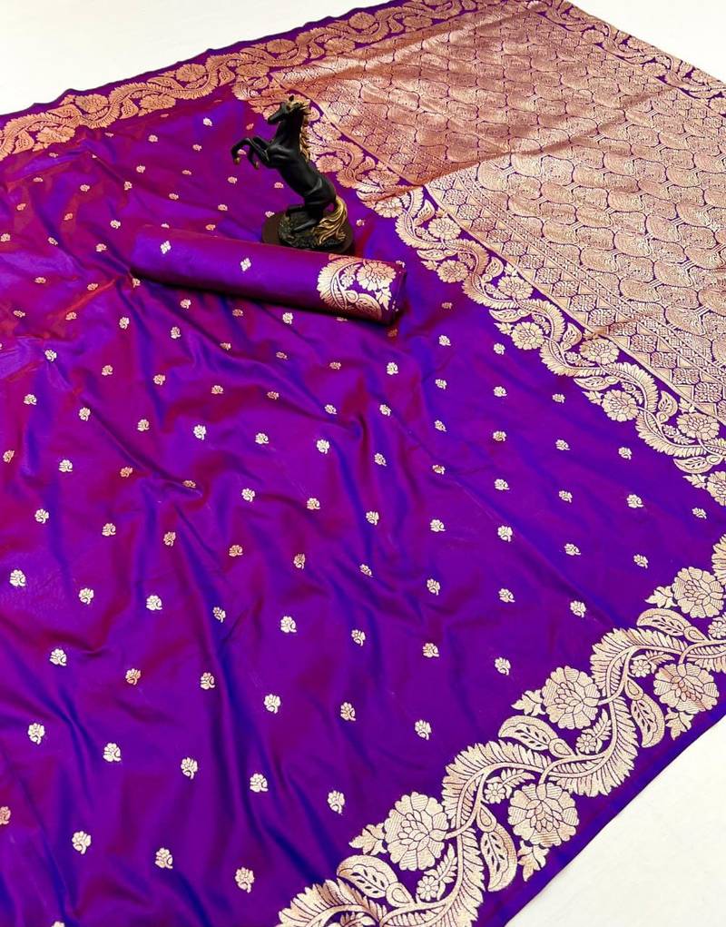 Magenta paithani banarasi silk saree with zari weaving & rich pallu