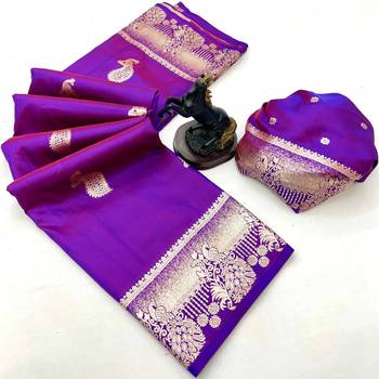 Magenta banarasi silk saree with zari embossed peacock design 2