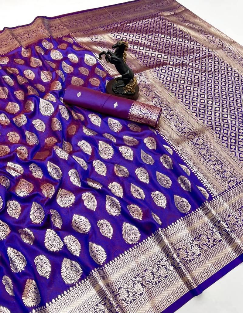 Purple soft silk saree with zari butti design & rich woven pallu
