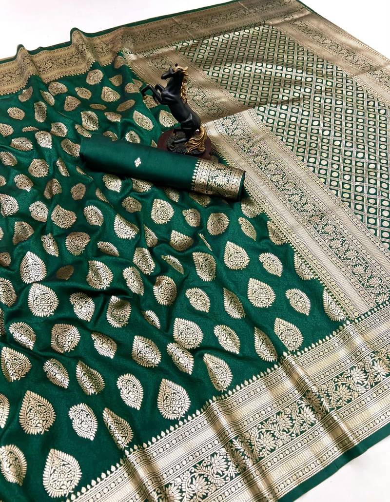 Green soft silk saree with zari butti design & rich woven pallu