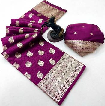 Wine banarasi silk saree with zari embossed mango design & rich pallu 2