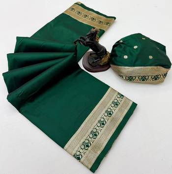 Green soft silk saree with zari gala design & rich woven pallu 2
