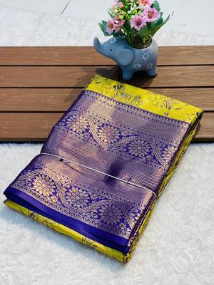 Parrot green silk saree with contrast zari border & rich woven pallu 2