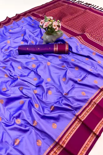 Light lavender soft silk saree with dual zari motifs, narayan border & contrast pallu