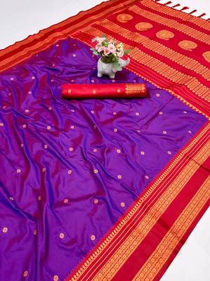 Magenta banarasi antique silk saree with silver zari weaving 1