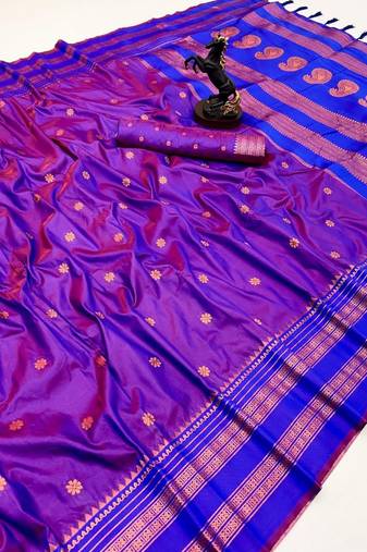 Magenta soft silk saree with narayan border & dual zari motifs