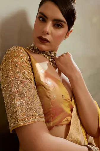 Soft chiffon saree with summer gradient shades & zari woven chit pallu