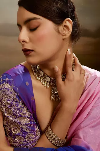 Soft chiffon saree with summer gradient shades & zari woven chit pallu