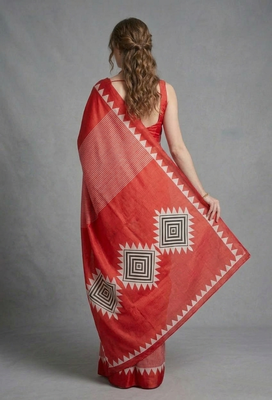 Red printed satin saree with blouse piece 3