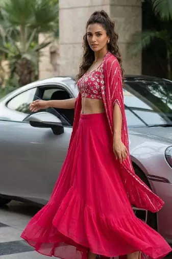 Pink modern georgette skirt set with sequins & zari work