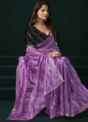 Light purple embroidered embellished bollywood net saree with blouse 2