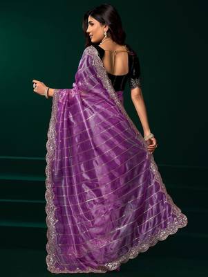 Light purple embroidered embellished bollywood net saree with blouse 4