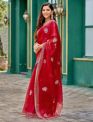 Red embroidered embellished shimmer chiffon bollywood saree with blouse 3
