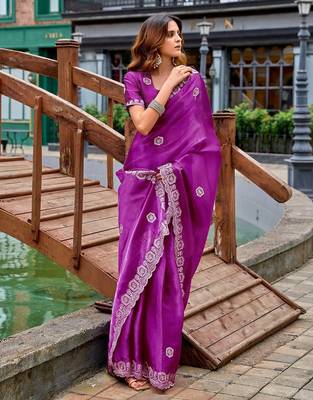 Magenta embroidered embellished shimmer chiffon bollywood saree with blouse 2
