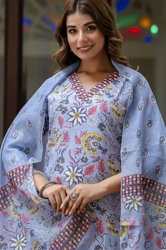 Off-white cotton kota checks salwar suit
