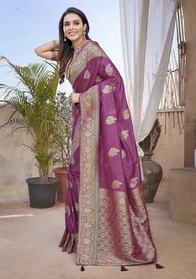 Light purple woven self design pure paithani silk saree with blouse 3