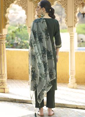 Dark-green embroidered viscose rayon salwar suit 3