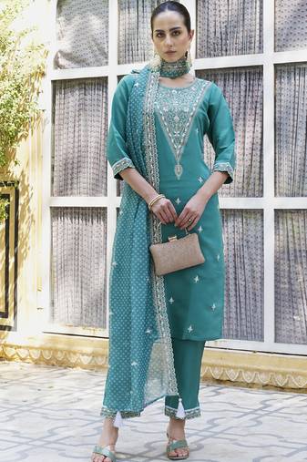 Dark-turquoise embroidered blend silk salwar suit