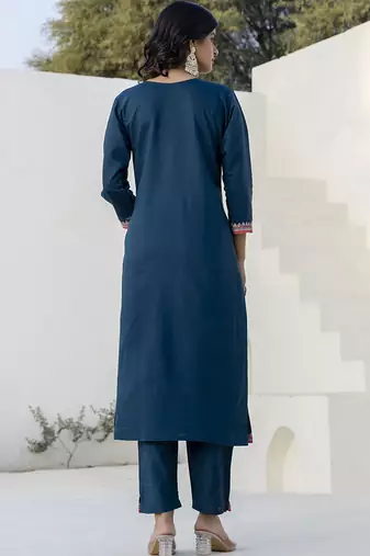 Dark-blue embroidered blend silk salwar suit
