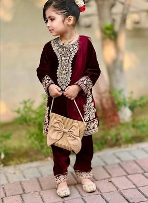 Designer viscose velvet embroidered work kids kurta set 2