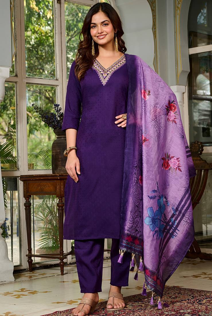 Voilet color smart and trendy viscose rayon color casual kurta set